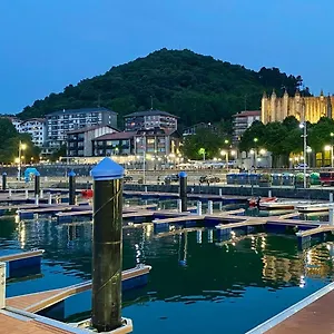 Urdaibai Etxea Hébergement de vacances